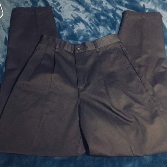 Dockers Original Khakis, Pleated, High Waisted Tapered Fit - Picture 4 of 4